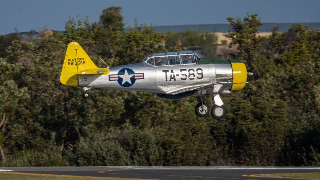 North American T-6 Texan (VH-NRO)