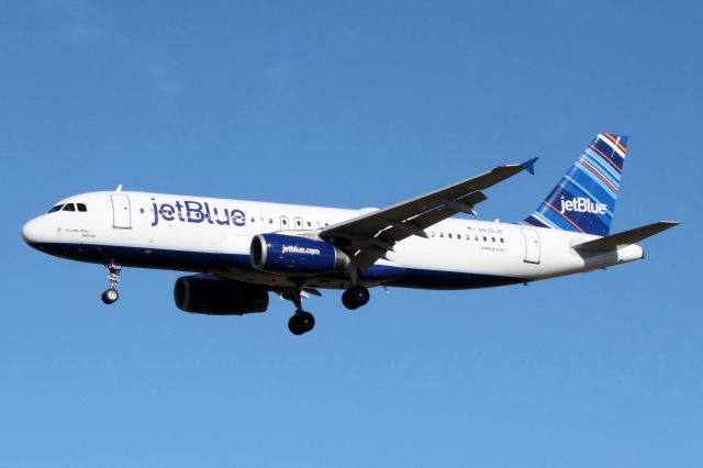 Airbus A320 (N639JB) - "A Little Blue Will Do" (12-12-2010)