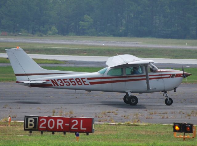 Cessna Skyhawk (N3558E) - LAN AVIATION INC - 8/3/10