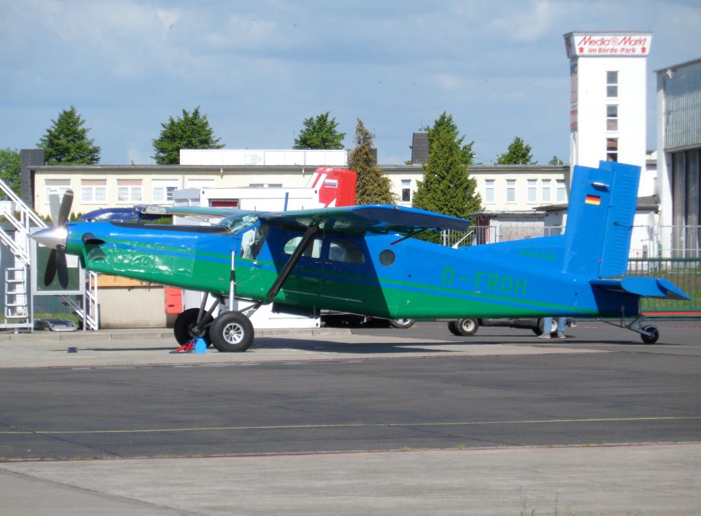 Pilatus PC-6B Turbo-Porter (D-FROH)