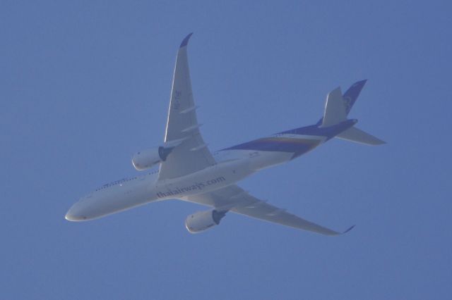 Airbus A350-900 (HS-THE)