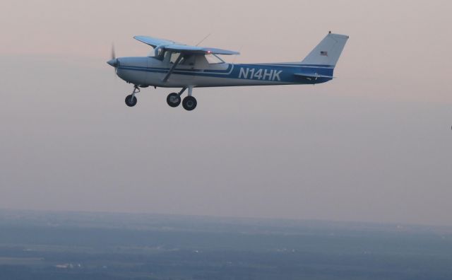 Cessna Commuter (N1234) - In Flight