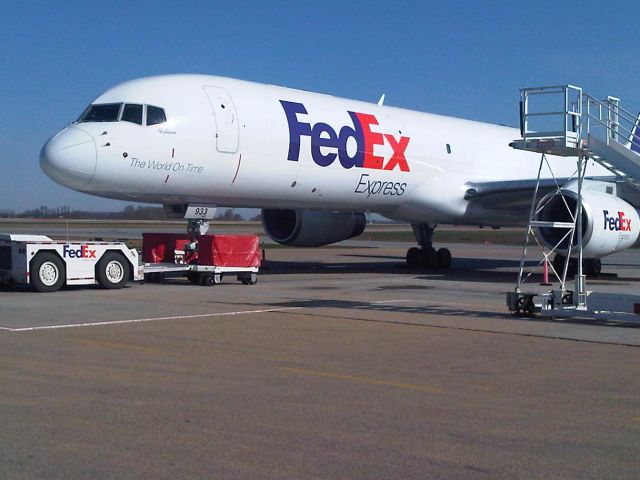 Boeing 757-200 — - Fedex B757 "Fabian" parked on apron at Edmonton International Airport.