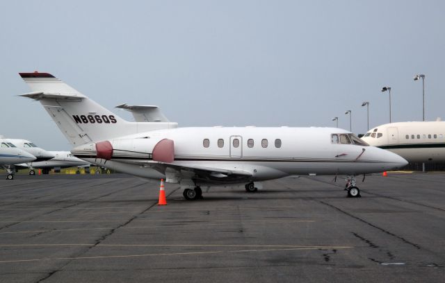 Hawker 800 (N886QS)