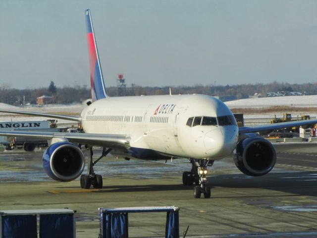 Boeing 757-200 (N630DL)