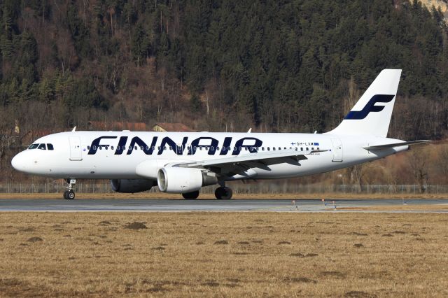 Airbus A320 (OH-LXM)