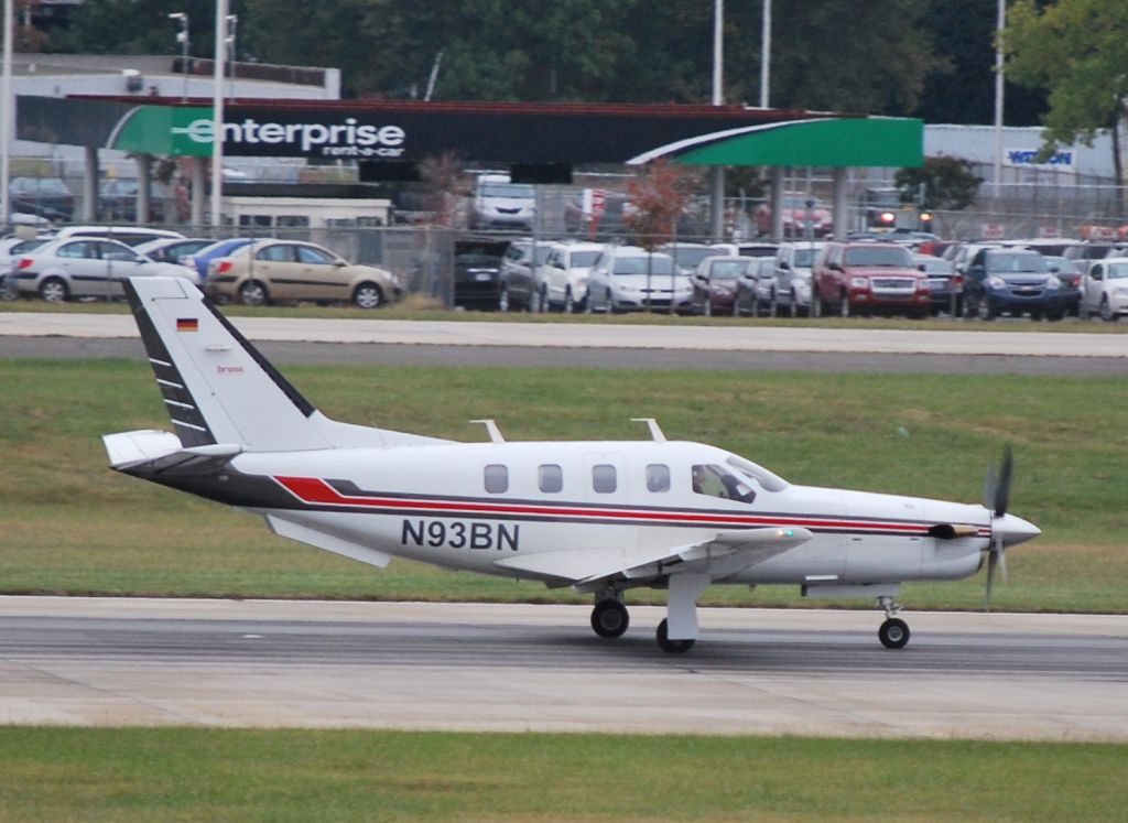 Socata TBM-700 (N93BN) - BROSE NORTH AMERICA / Rolling 18C - 10/3/10