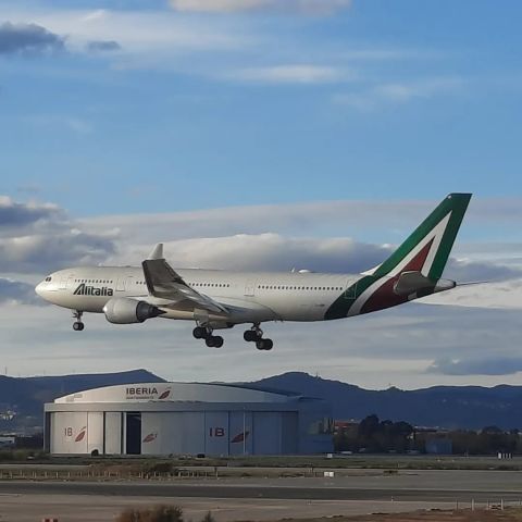 Airbus A330-200 (EI-DIP)