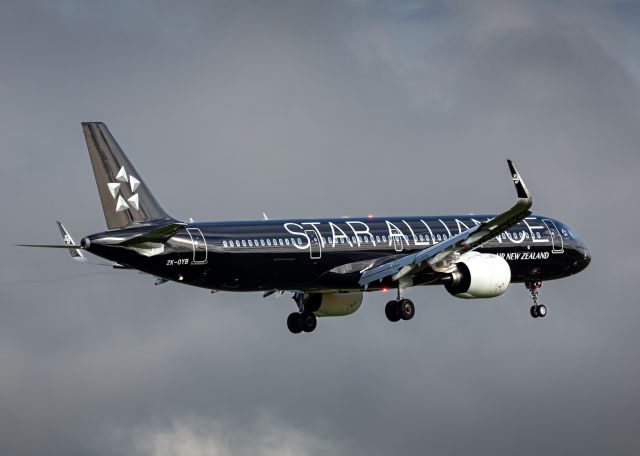 Airbus A321neo (ZK-OYB)