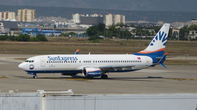 Boeing 737-800 (TC-SNP) - SXS180 to Dusseldorf