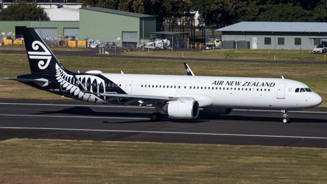 Airbus A321neo (ZK-NNB)