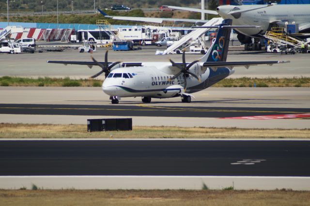 Aerospatiale ATR-42-300 (SX-OAW)