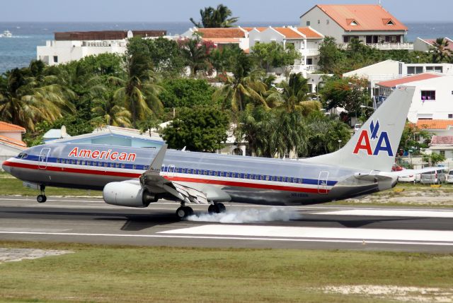 Boeing 737-800 (N848NN)