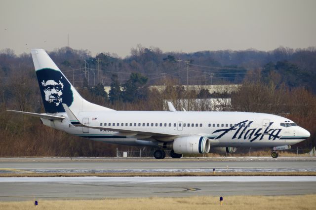 Boeing 737-700 (N626AS) - Alaska Airlines 737-700 1/31/14