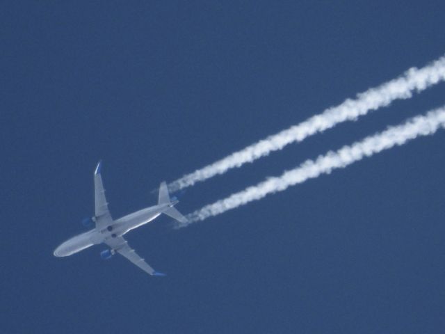 Embraer 175 —
