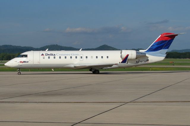 Canadair Regional Jet CRJ-200 (N438SW)