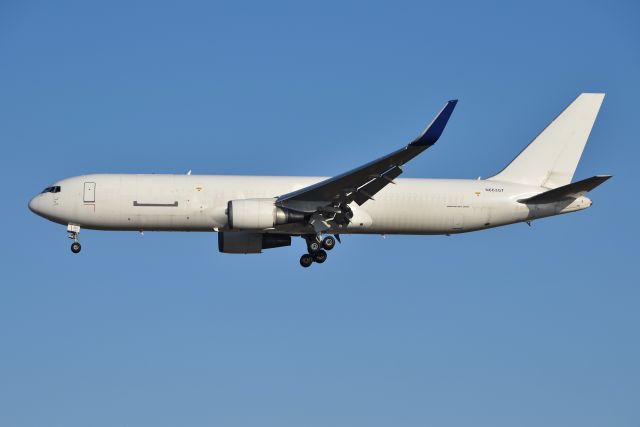 BOEING 767-300 (N663GT) - 28-C 12-21-20