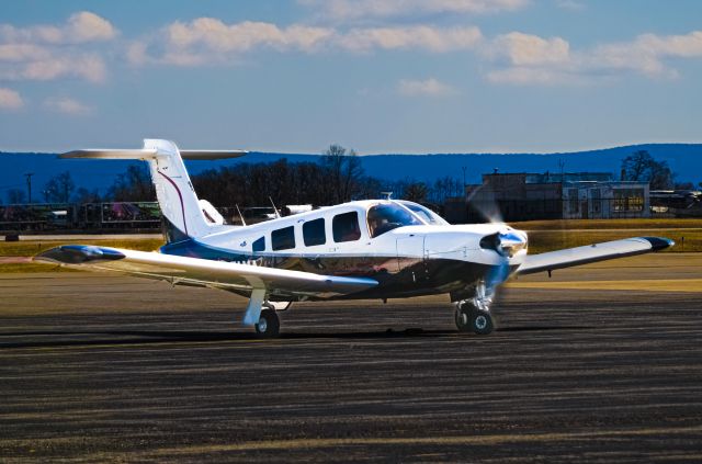 Piper Saratoga (N865WA)