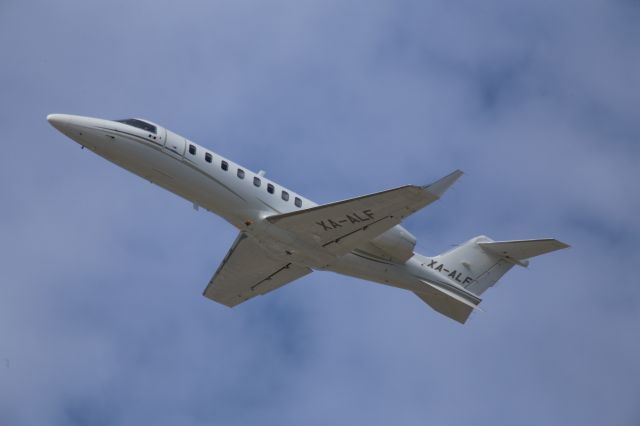 Learjet 45 (XA-ALF)