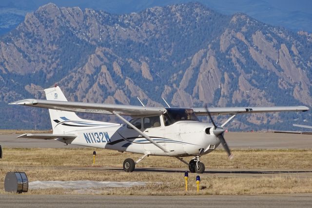 Cessna Skyhawk (N1132W)