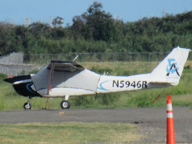Cessna Skyhawk (N5946R)