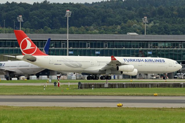 Airbus A340-300 (TC-JII)