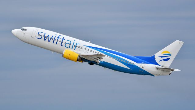 BOEING 737-400 (N808TJ) - Swift Air Boeing 737-400 (N808TJ) departs KRDU Rwy 23L on 10/26/2019 at 5:19 pm.