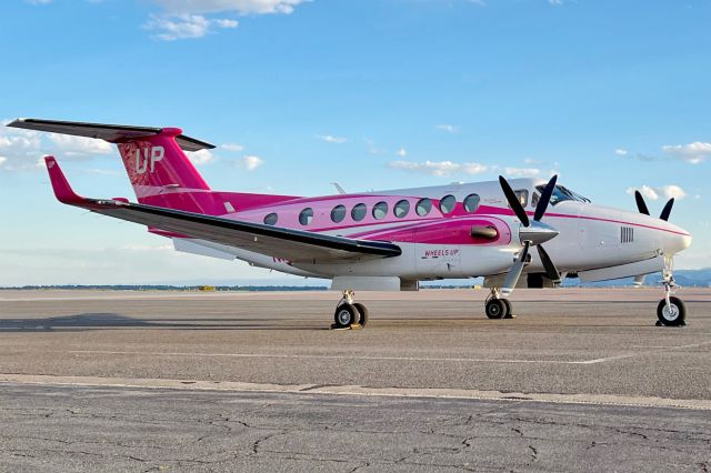 Beechcraft Super King Air 350 (N848UP)