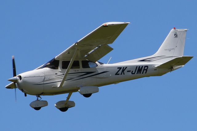 Cessna Skyhawk (ZK-JMR)