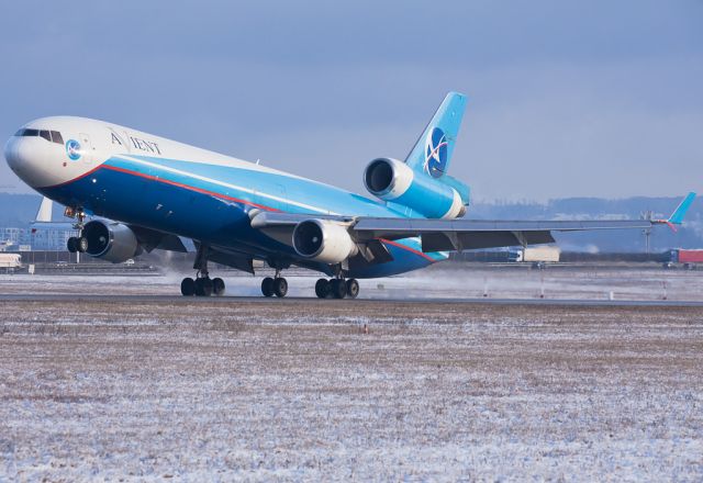 Boeing MD-11 (Z-BVT)