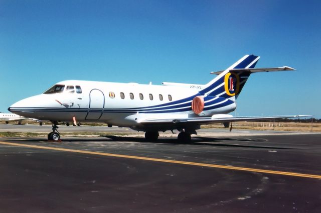 — — -  BRITISH AEROSPACE HS125-800B - REG : VH-IXL (CN258040) - ADELAIDE INTERNATIONAL AIRPORT SA. AUSTRALIA - YPAD 13/11/1987 35MM SLIDE CONVERSION USING A LIGHTBOX AND A NIKON P80 DIGITAL CAMERA IN THE MACRO MODE.