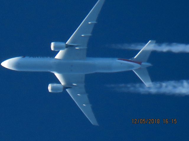 Boeing 777-200 (N755AN)