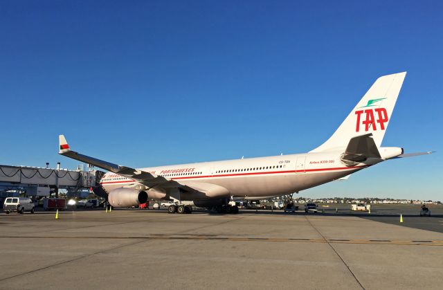 Airbus A330-300 (CS-TOV) - TAP Special Retro livery