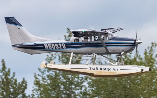 Cessna 206 Stationair (N60529)