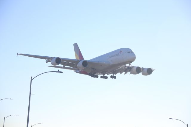 Airbus A380-800 (HL7625)