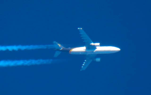 Airbus A300F4-600 (N122UP)