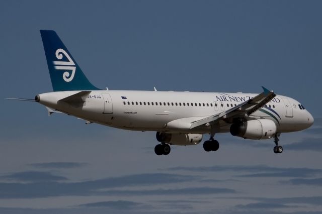 Airbus A320 (ZK-OJG)