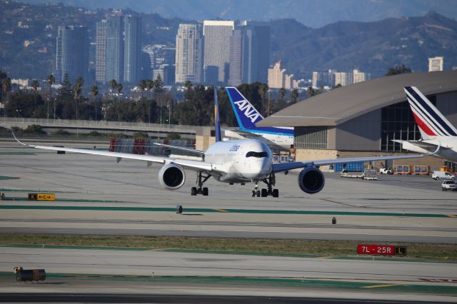 Airbus A350-900 (D-AIXC)