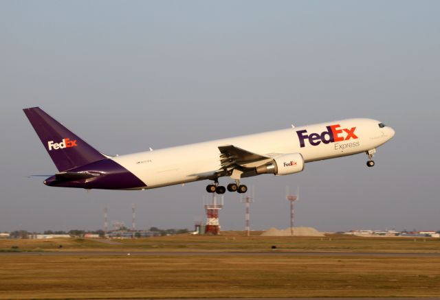 N177FE —