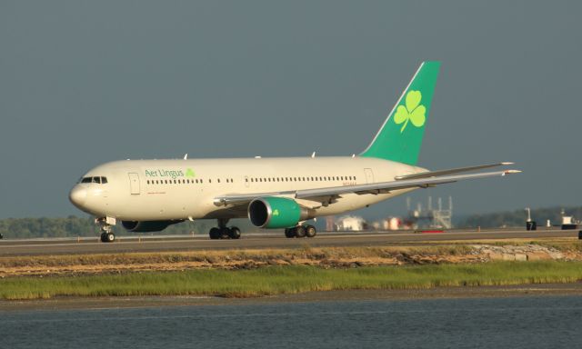 BOEING 767-200 (N234AX)