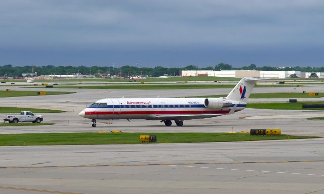 Canadair Regional Jet CRJ-200 (N908EV) - American Eagle Bombardier CRJ-200ER N908EV in Chicago 