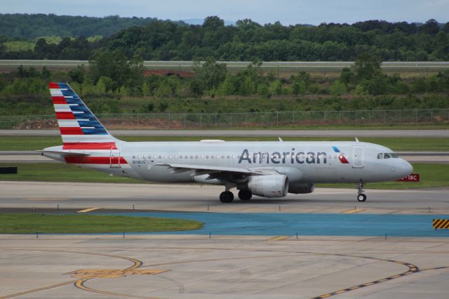 Airbus A320 (N118US)