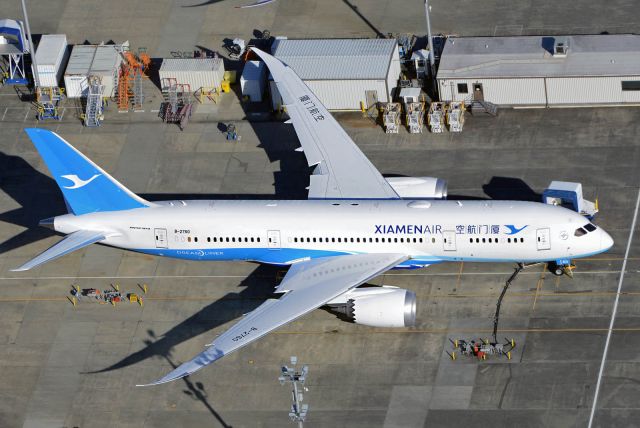 Boeing 787-8 (B-2760)