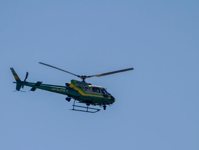 N950LA — - N950LA of the LA County Sheriff Department westbound from Long Beach.  Friday morning, April 11, 2014.