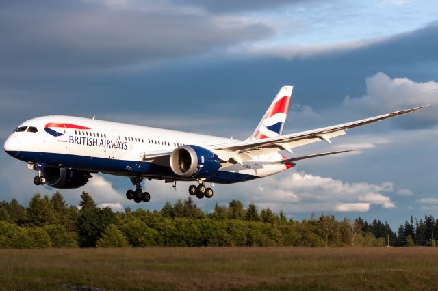 Boeing 787-8 (G-ZBJB) - Landing in perfect evening light, after a test flight.