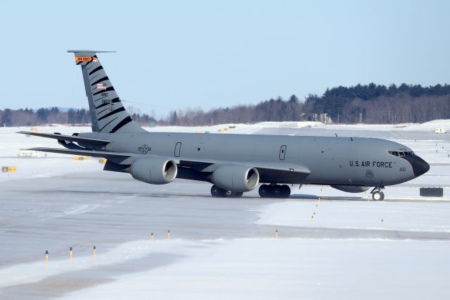 Boeing C-135FR Stratotanker (63-8029) - 'BLUE 42' from the 108th Wing of the New Jersey Air National Guard stationed at Joint Base McGuire-Dix-Lakehurst, Trenton, NJ