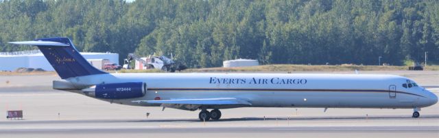 McDonnell Douglas MD-80 (N73444)