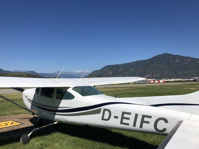 Cessna Skylane RG (D-EIFC)