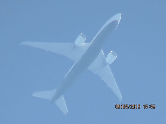 BOEING 777-200LR (B-16783)