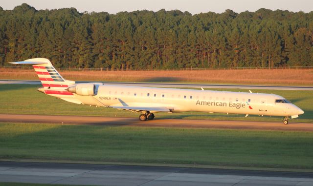 Canadair Regional Jet CRJ-900 (N249LR)